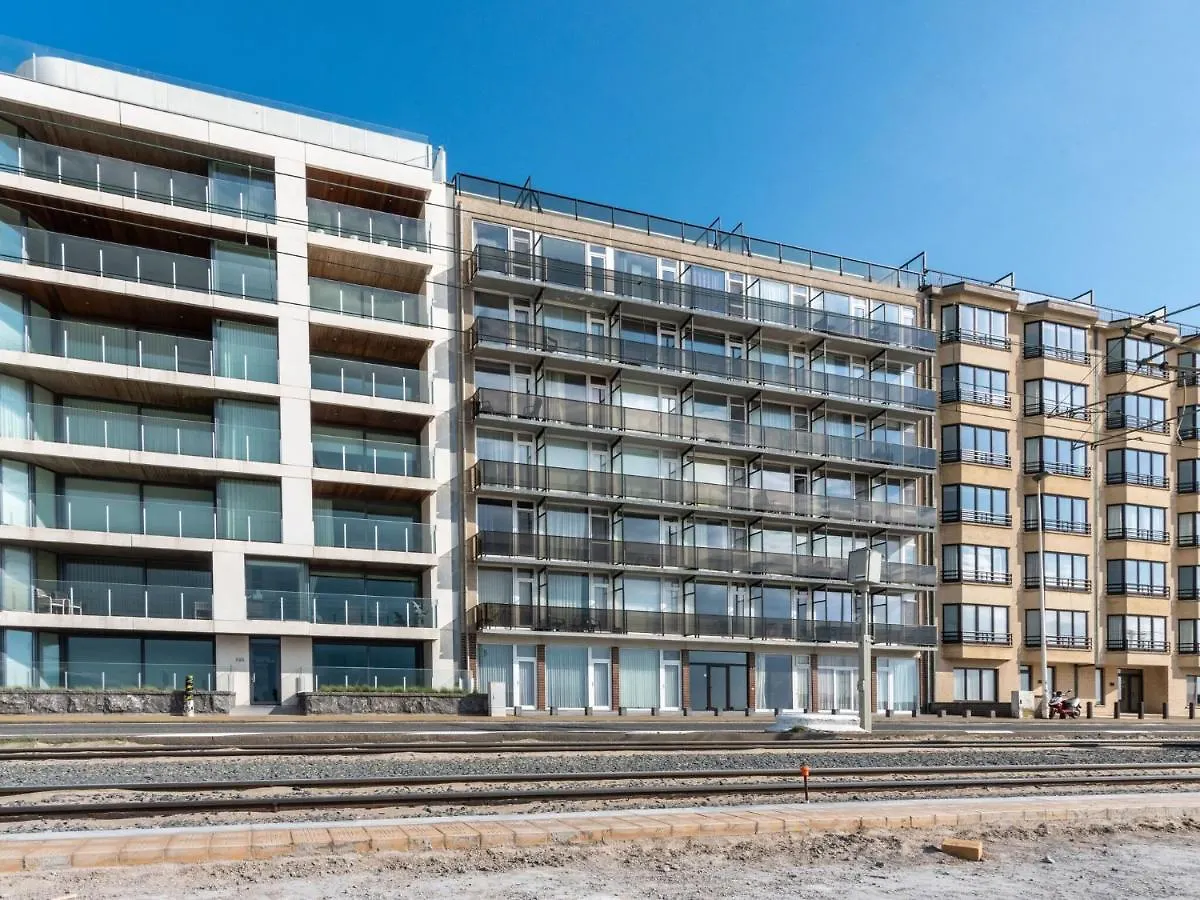 Contemporary Apartment In Oostende With Balcony 比利时